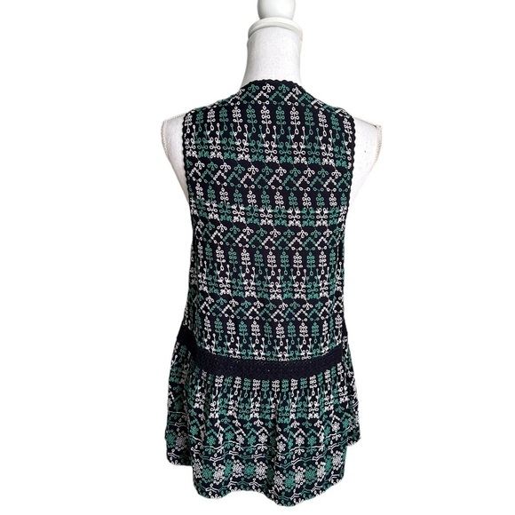 ANTHROPOLOGIE Maeve Cammie Embroidered Eyelet Peplum Tank Top Size Medium - Picture 5 of 17